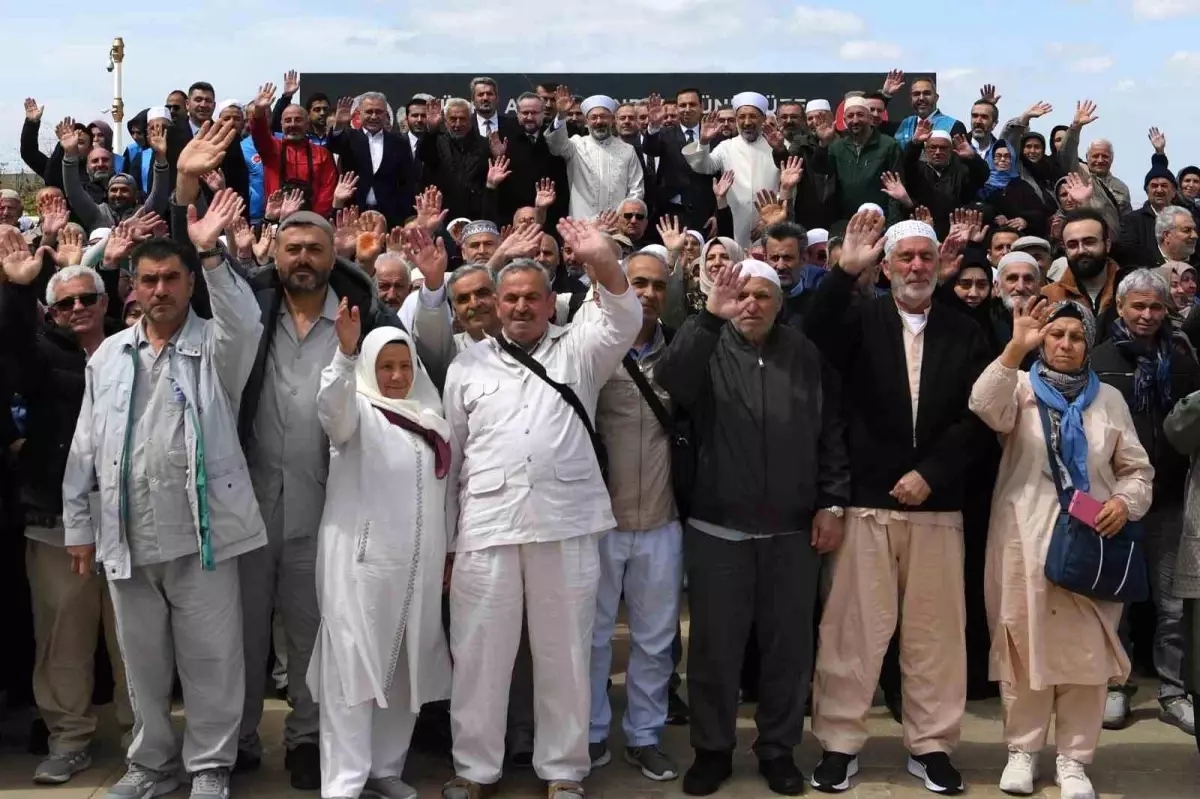 Diyanet, Hacı Adaylarını Uğurladı