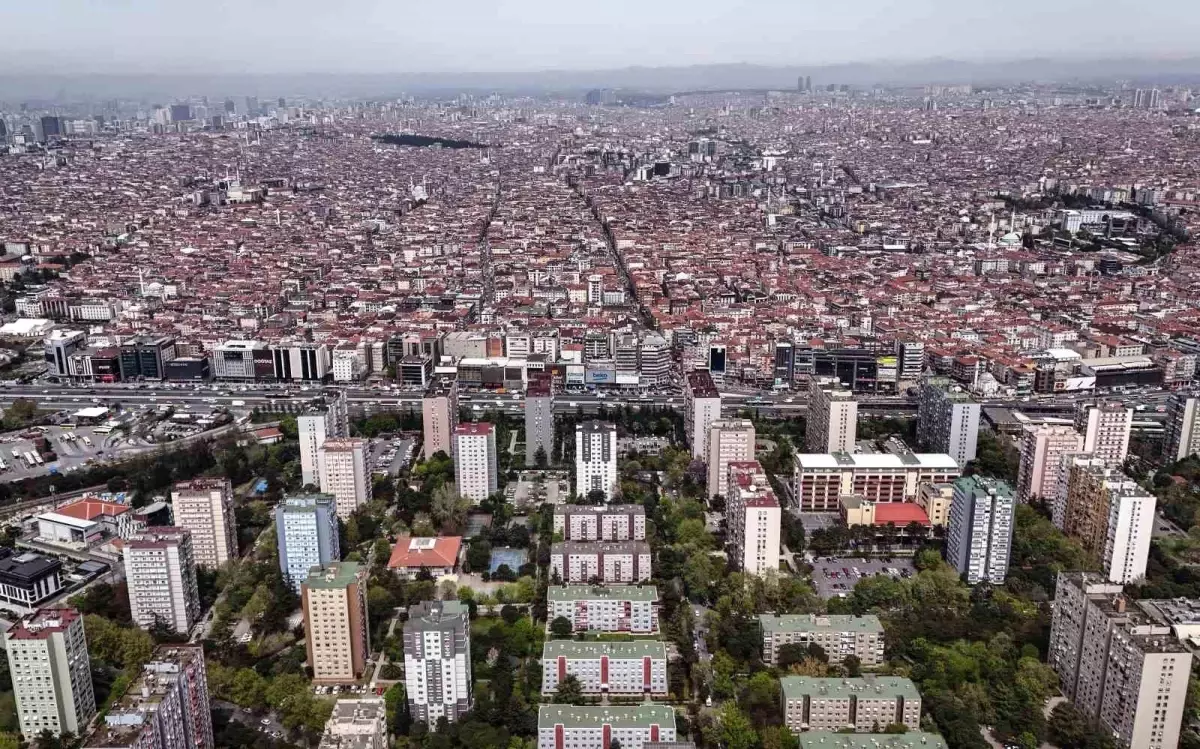İstanbul'da 6.2 Büyüklüğünde Deprem: Medyada Yüzbinlerce İçerik Üretildi