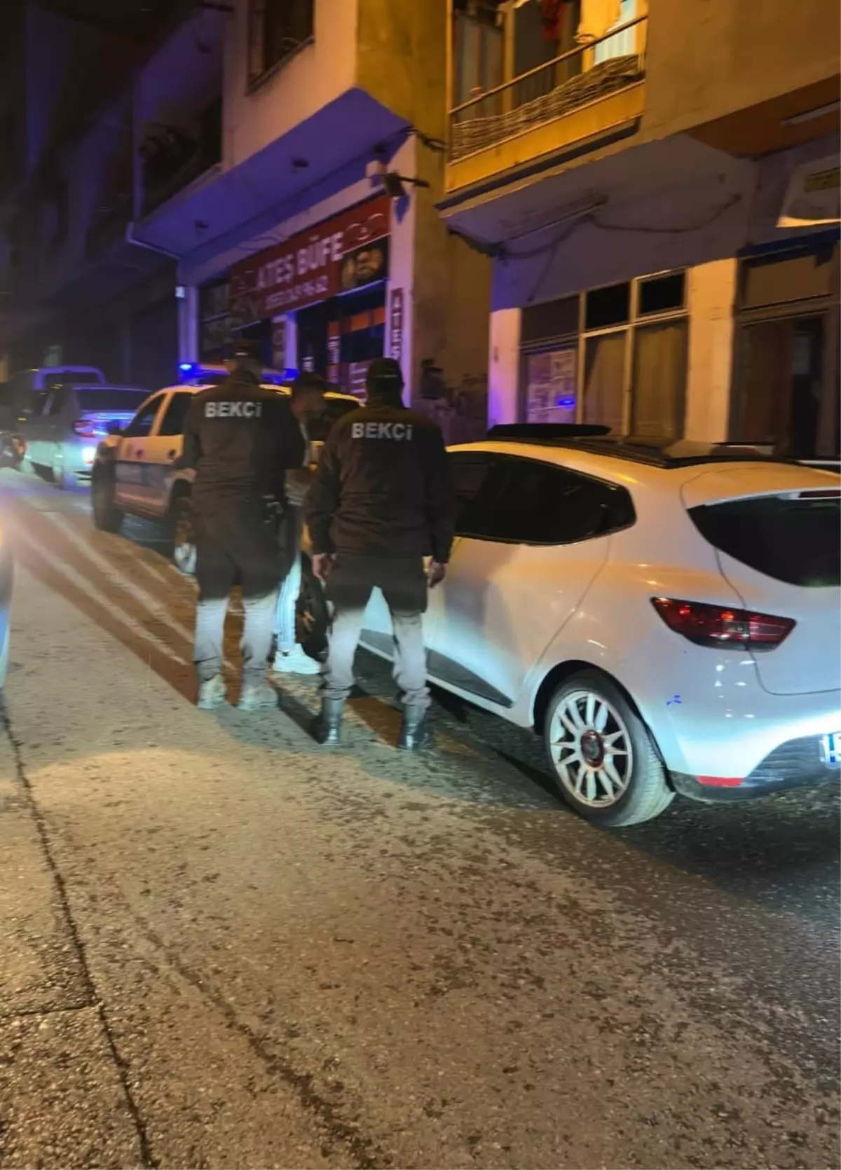 İzmir'de 4 Ayda 3 Bin Şüpheli Yakalandı