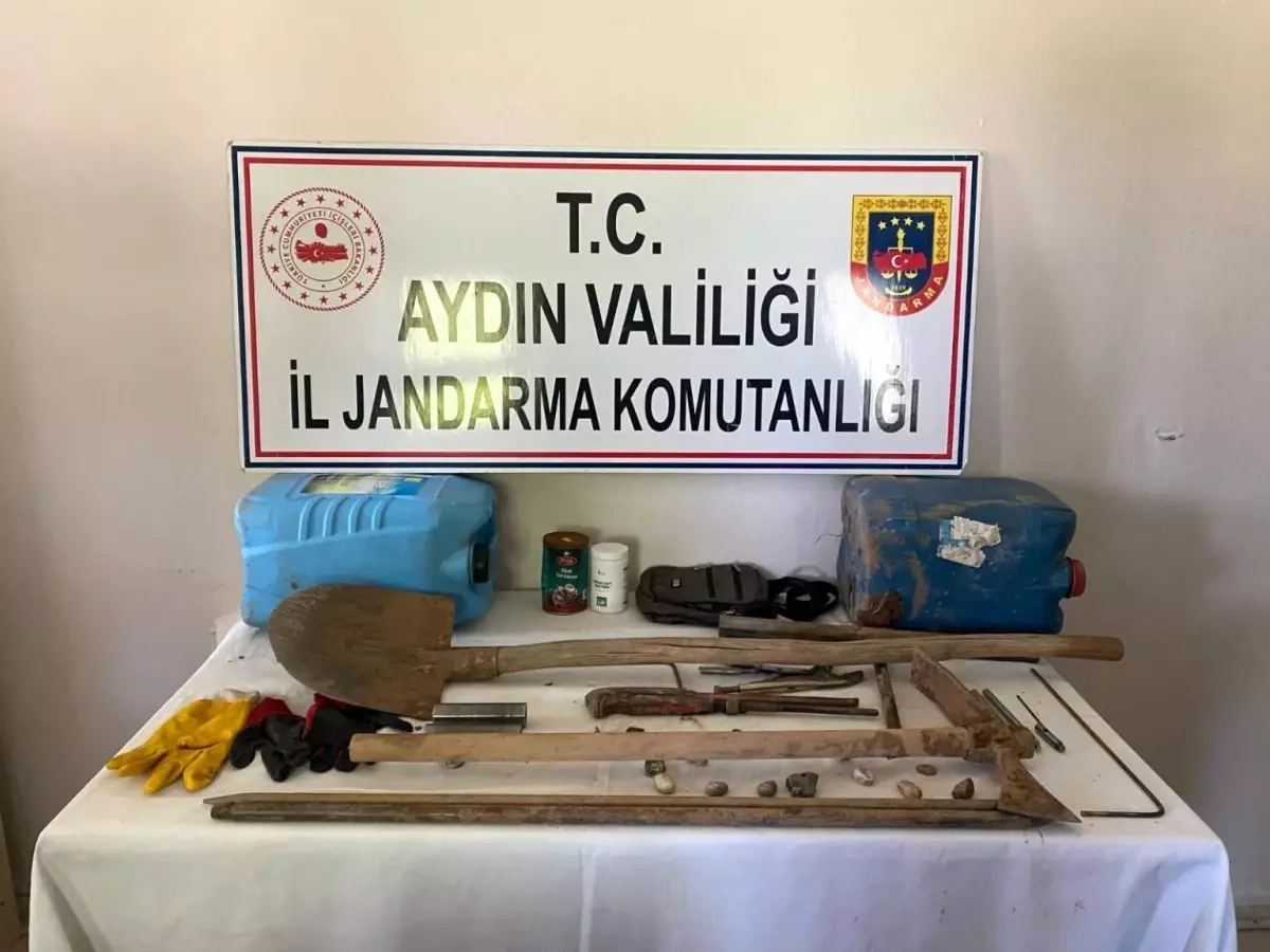 Aydın'da Tarihi Eser Kaçakçıları Suçüstü Yakalandı