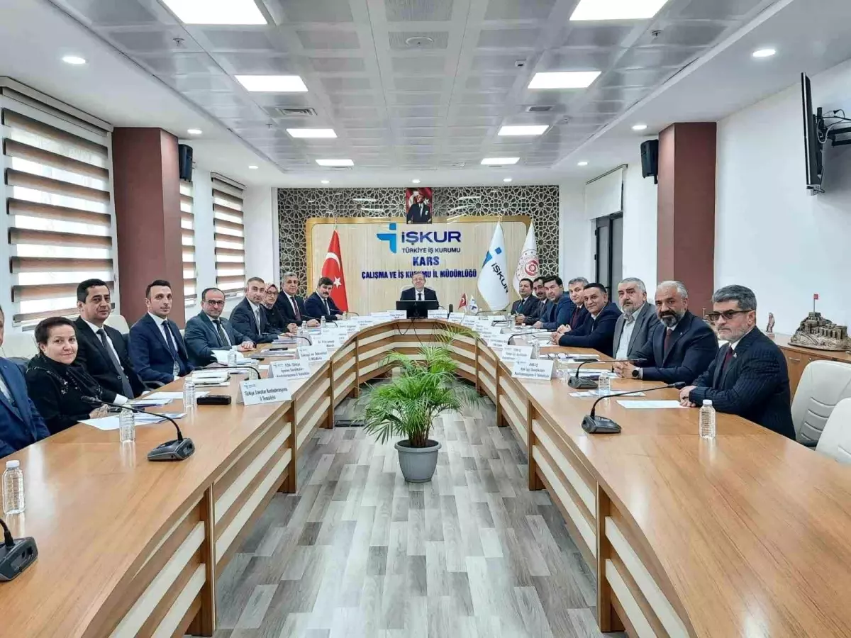 Kars'ta İstihdam ve Mesleki Eğitim Kurulu Toplantısı Yapıldı