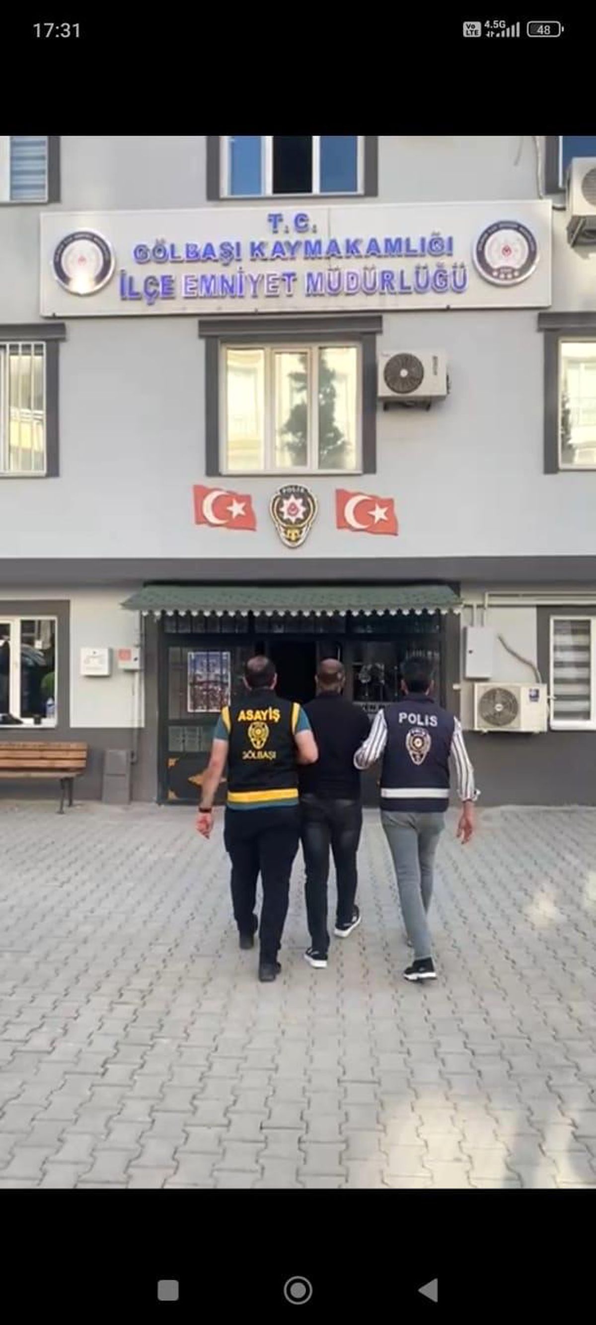 Uyuşturucu Suçundan Hapis Cezasıyla Aranan Şahıs Yakalandı
