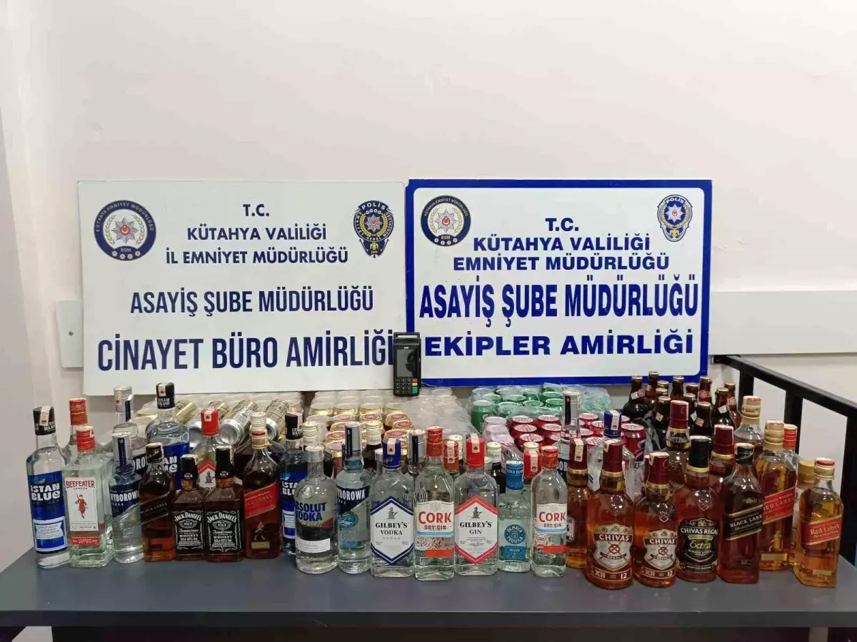 Kütahya'da Üzeri Alkol Şişeleriyle Durdurulan Araçta Para Cezası
