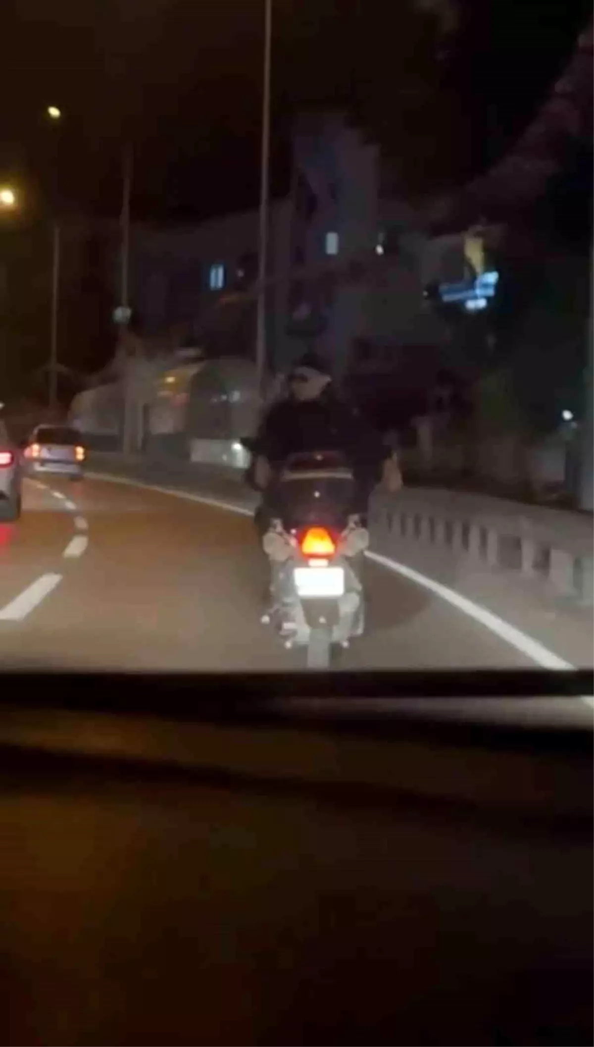 Bursa'da Ters Şeritte Tehlikeli Motosiklet Seyahati