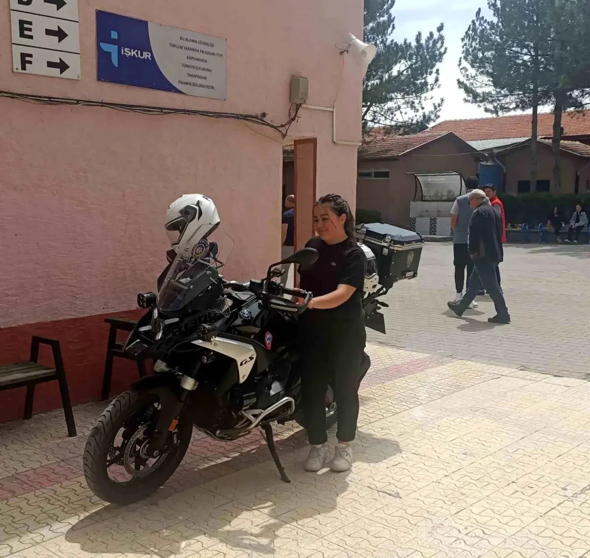 Bor'da Dolandırıcılıkla Mücadele ve Trafik Güvenliği Farkındalığı