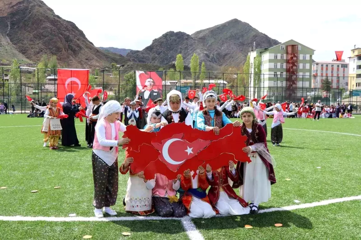 Oltu'da 23 nisan coşkusu