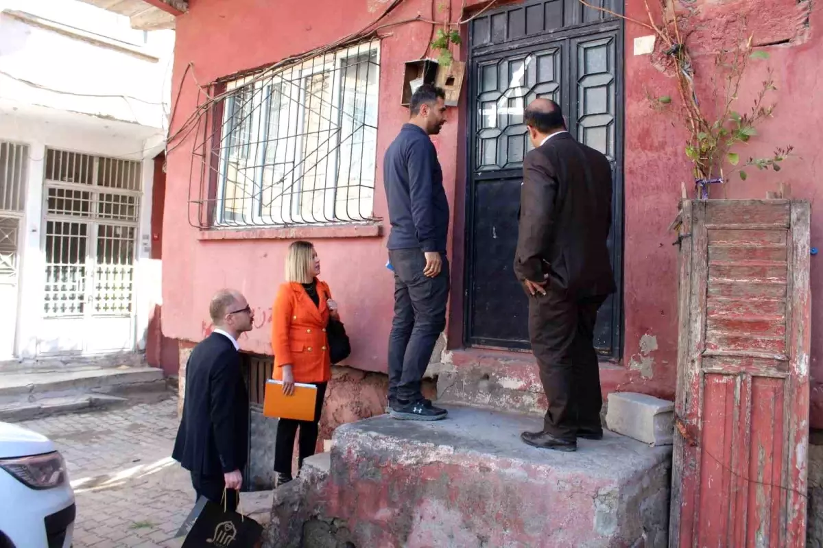 Siirt Valiliği Yaşlı Vatandaşlara Destek Oluyor