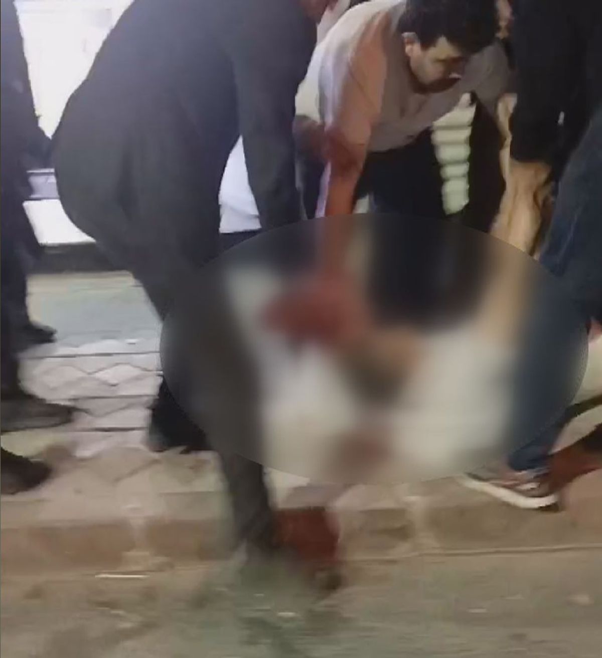 Sultangazi'deki Düğünde Bıçaklı Kavga: 2 Yaralı, 1 Gözaltı