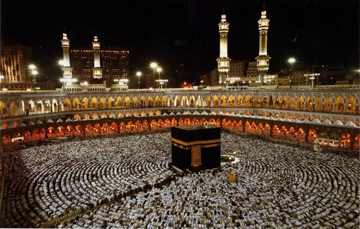 Suudi Arabistan'dan Hac Döneminde Sıkı İzin Denetimi