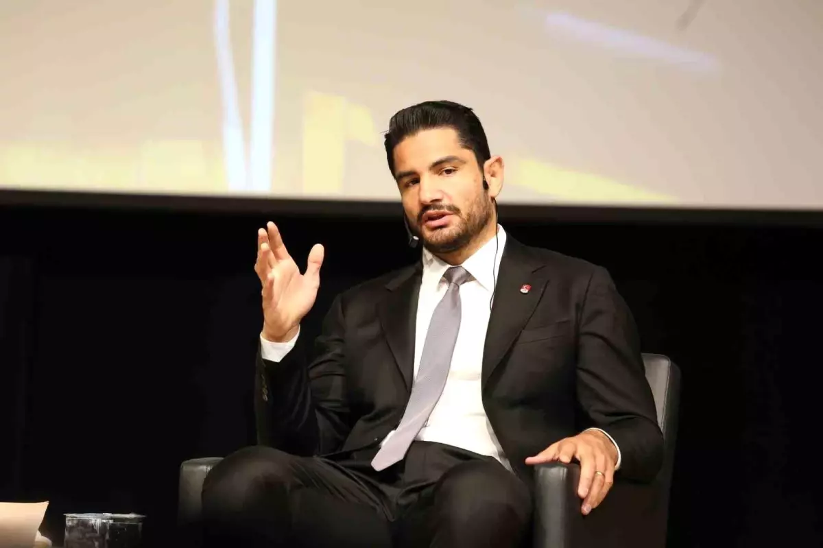 Taha Akgül: 'Güreşin Seyircisini Kaybetmemesi İçin Yenilenmesi Gerekiyor'