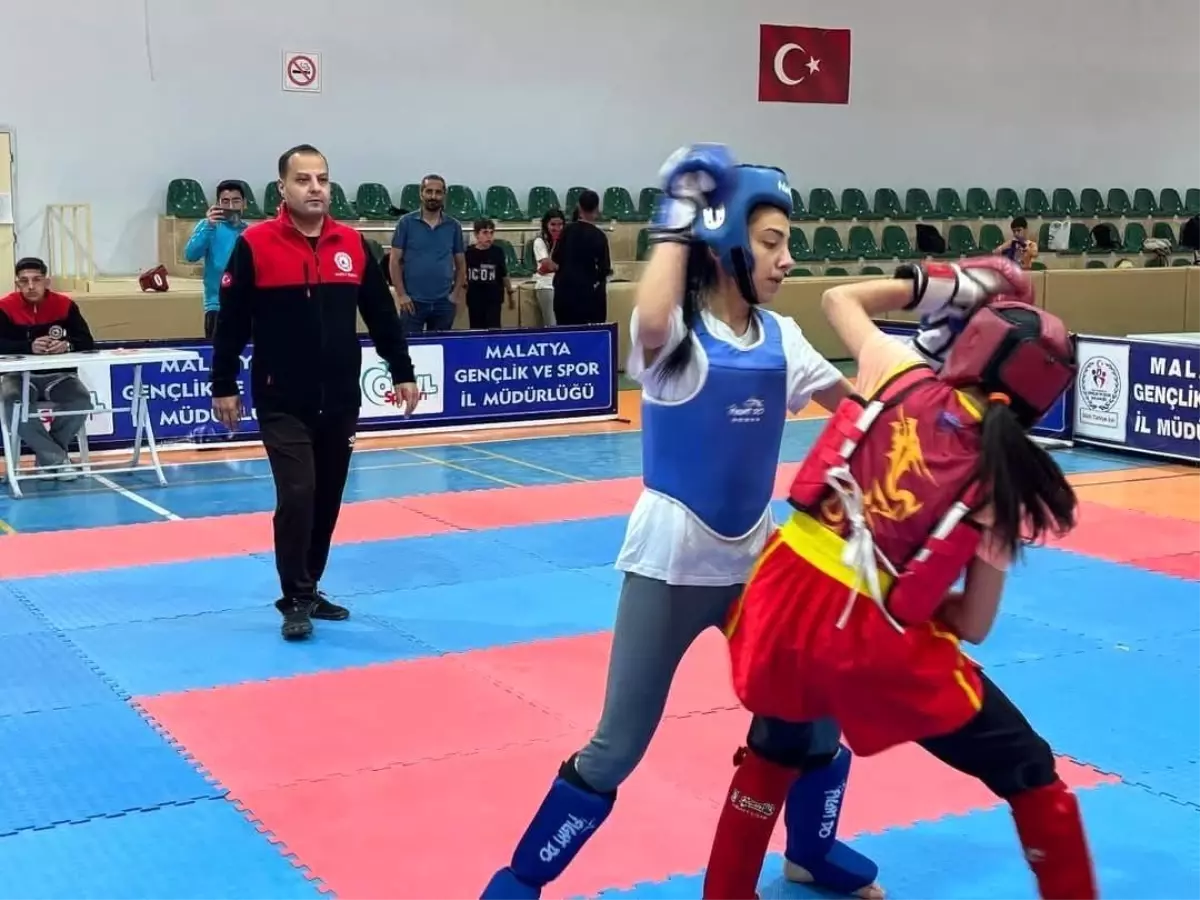 Elazığ Wushu Sporcuları Malatya'da Başarı Elde Etti