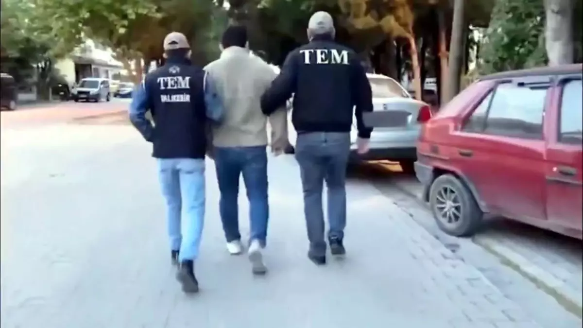 FETÖ'ye Yönelik Operasyon: 42 İlde 169 Şüpheli Yakalandı