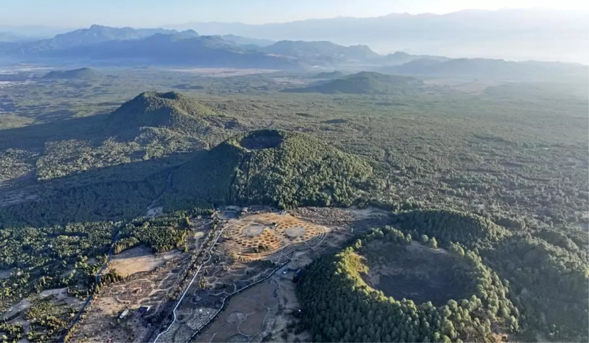 Tengchong'da Jeotermal Turizm İvme Kazanıyor