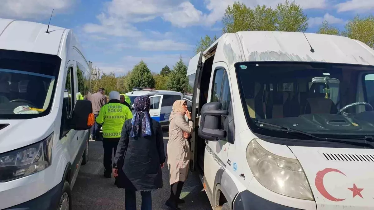 Hüyük'te Servis Araçlarına Denetim Yapıldı