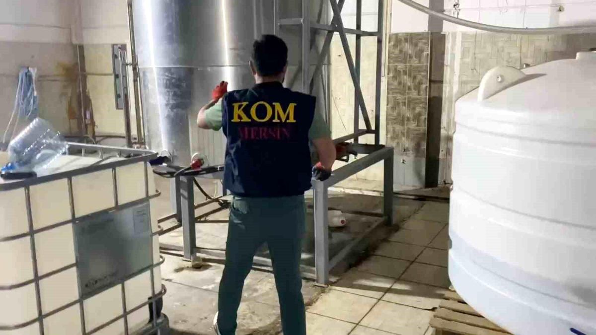 Mersin'de Kaçak Alkol İmalatı Operasyonu: 3 Tutuklama