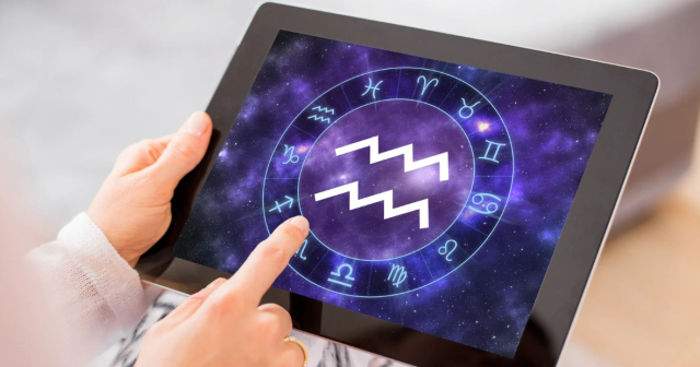 KOVA BURCU KADINI ÖZELLİKLERİ 2025 || Kova burcu kadını nasıl biridir, en iyi kimle anlaşır? Kova kadınları en çok neyi sever?