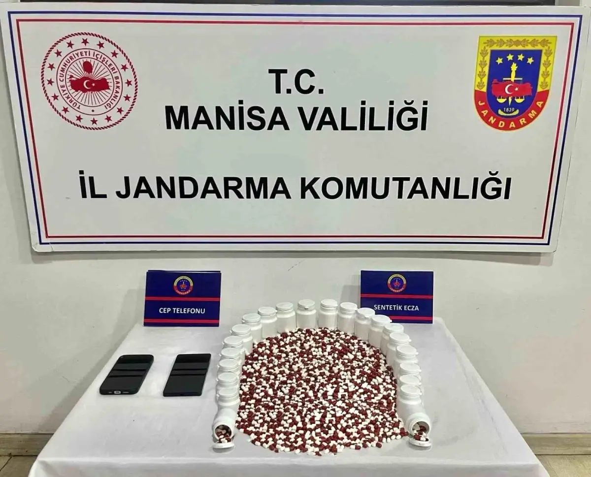 Manisa'da Uyuşturucu Satışı Yapan İki Şüpheli Yakalandı