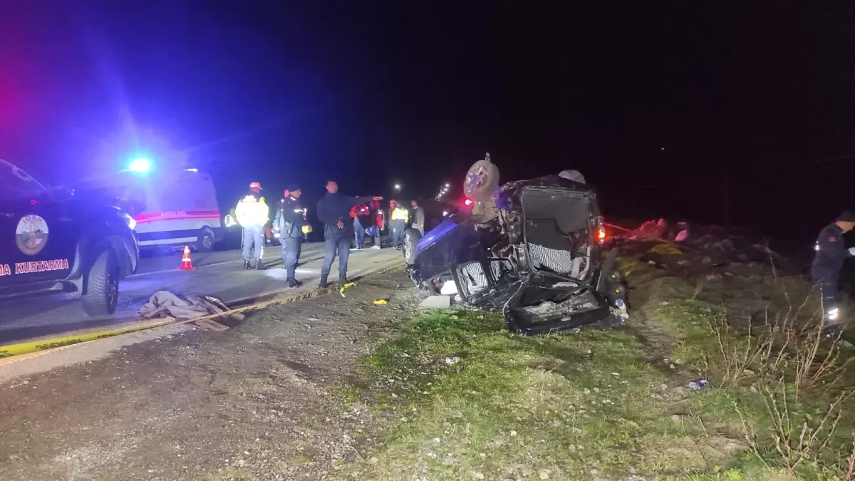 Rize'de Trafik Kazası: 3 Ölü, 2 Yaralı