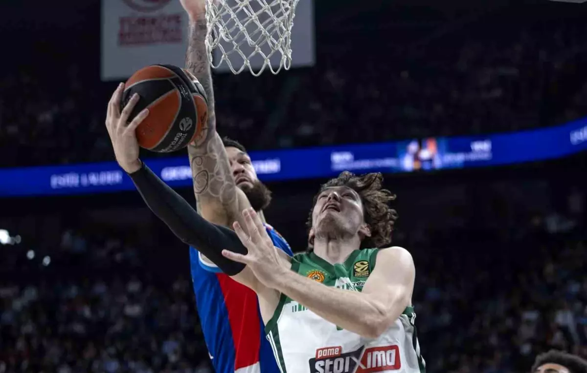 A. Efes, Euroleague Play-off 3. Maçında Panathinaikos'a Yenildi