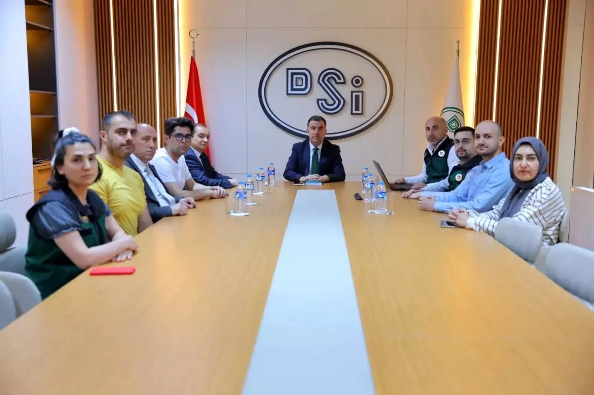 Bayburt Valisi Eldivan, Devlet Su İşleri 225. Şube Müdürlüğü'nü Ziyaret Etti