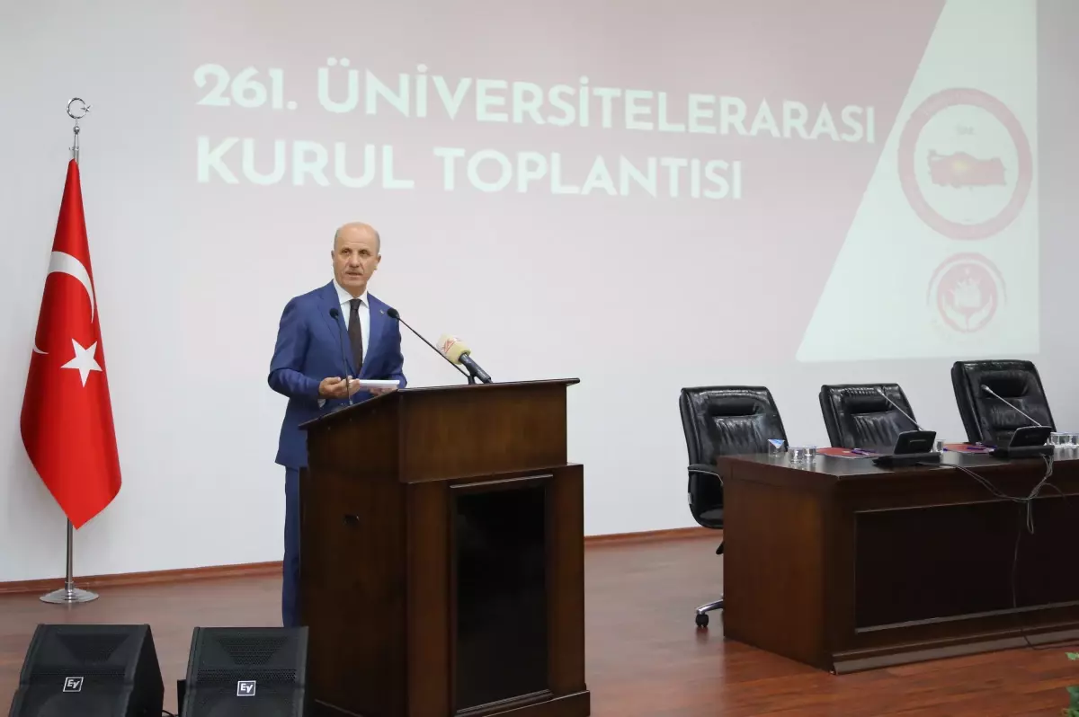 YÖK, Sağlık ve Tarımda Dijitalleşme için Yeni Programlar Açıyor