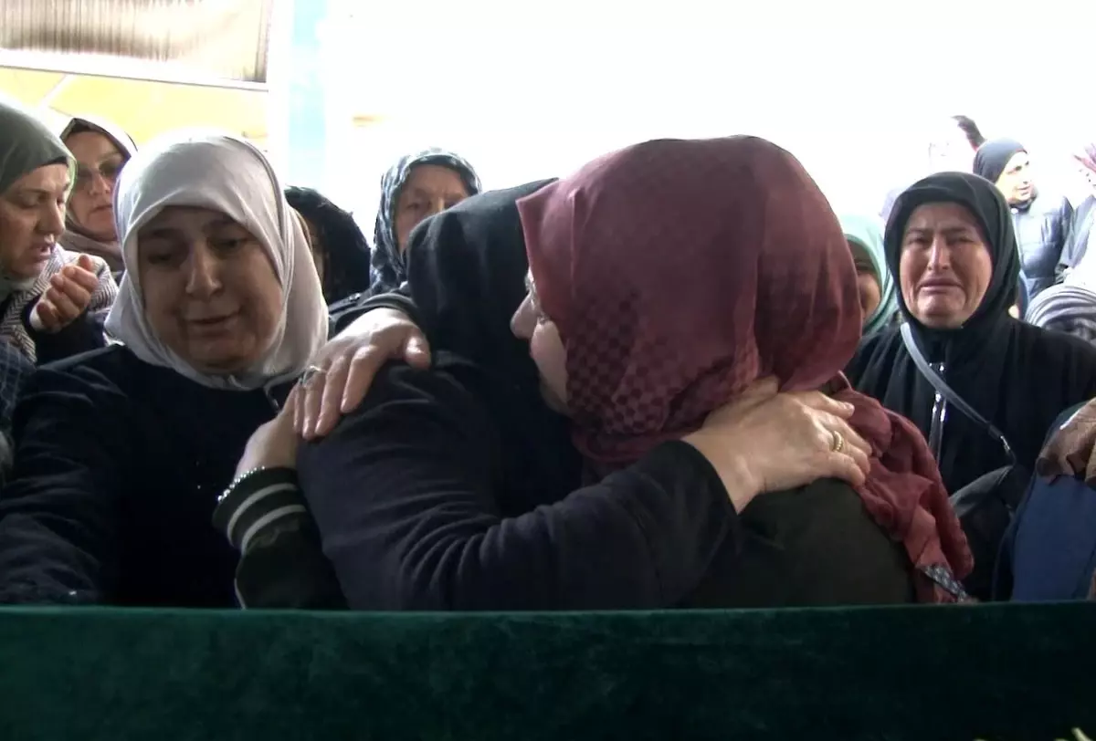 Kayıp Genç Fatih Aydın Son Yolculuğuna Uğurlandı