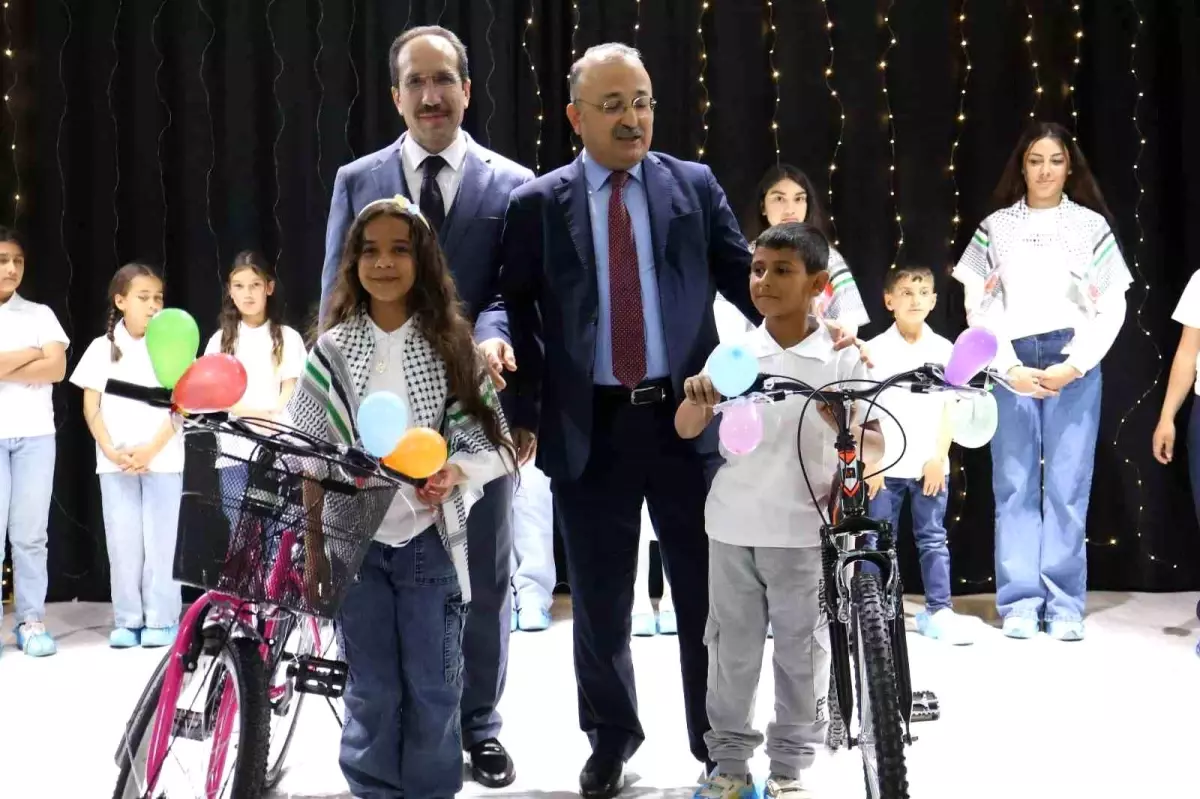 Konya'da Roman Çocuklara Yönelik Kur'an Kursu Dönem Sonu Programı Gerçekleşti