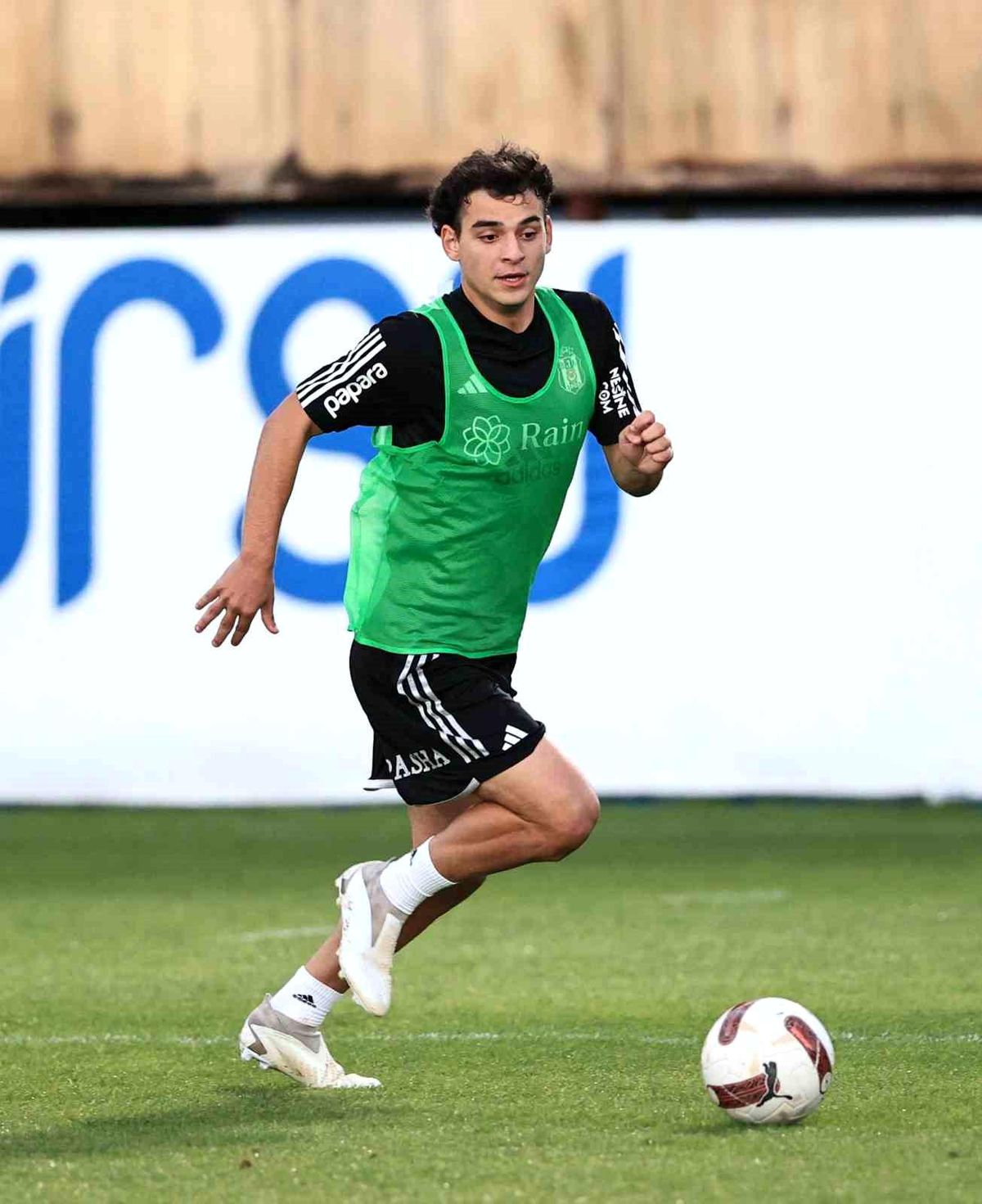 Beşiktaş'ın Yıldızı Aytuğ Batur Kömeç, Sırbistan Süper Lig'e Dönüş Yapabilir