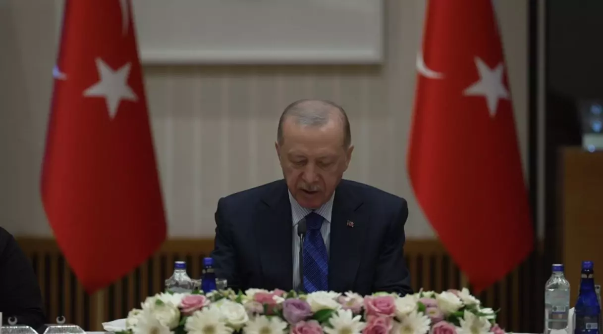 Cumhurbaşkanı Erdoğan: Türkiye'yi güçlü yarınlara taşıyacağız