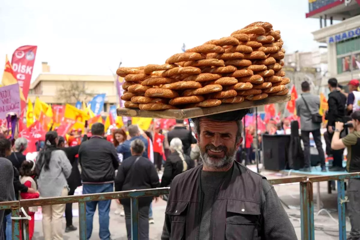 Erzincan'da 1 Mayıs Emek ve Dayanışma Günü Kutlandı