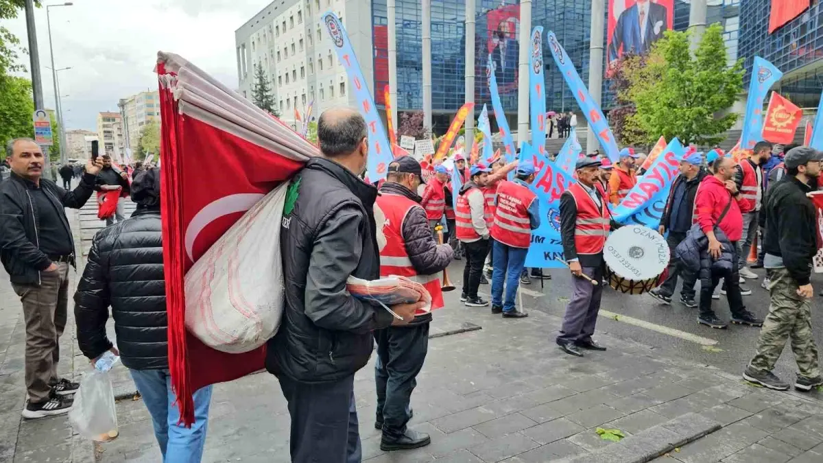 Kayseri'de 1 Mayıs İşçi Bayramı Coşkuyla Kutlandı