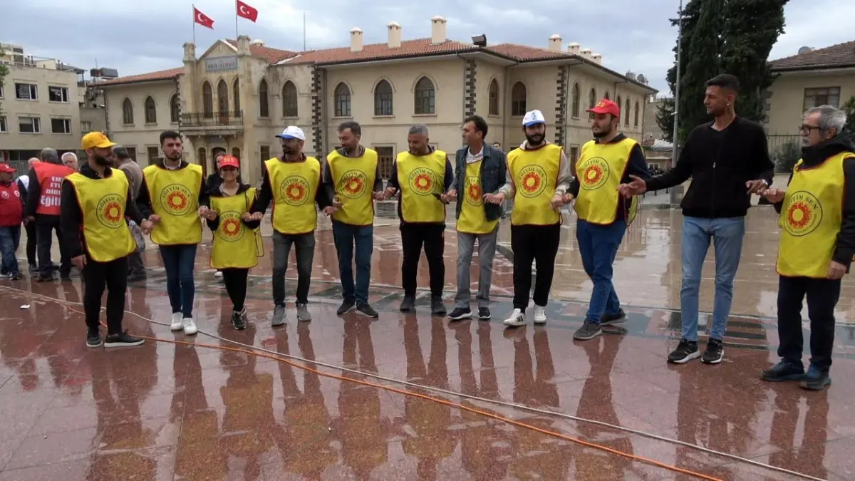 Kilis'te 1 Mayıs Emek ve Dayanışma Günü Coşkuyla Kutlandı