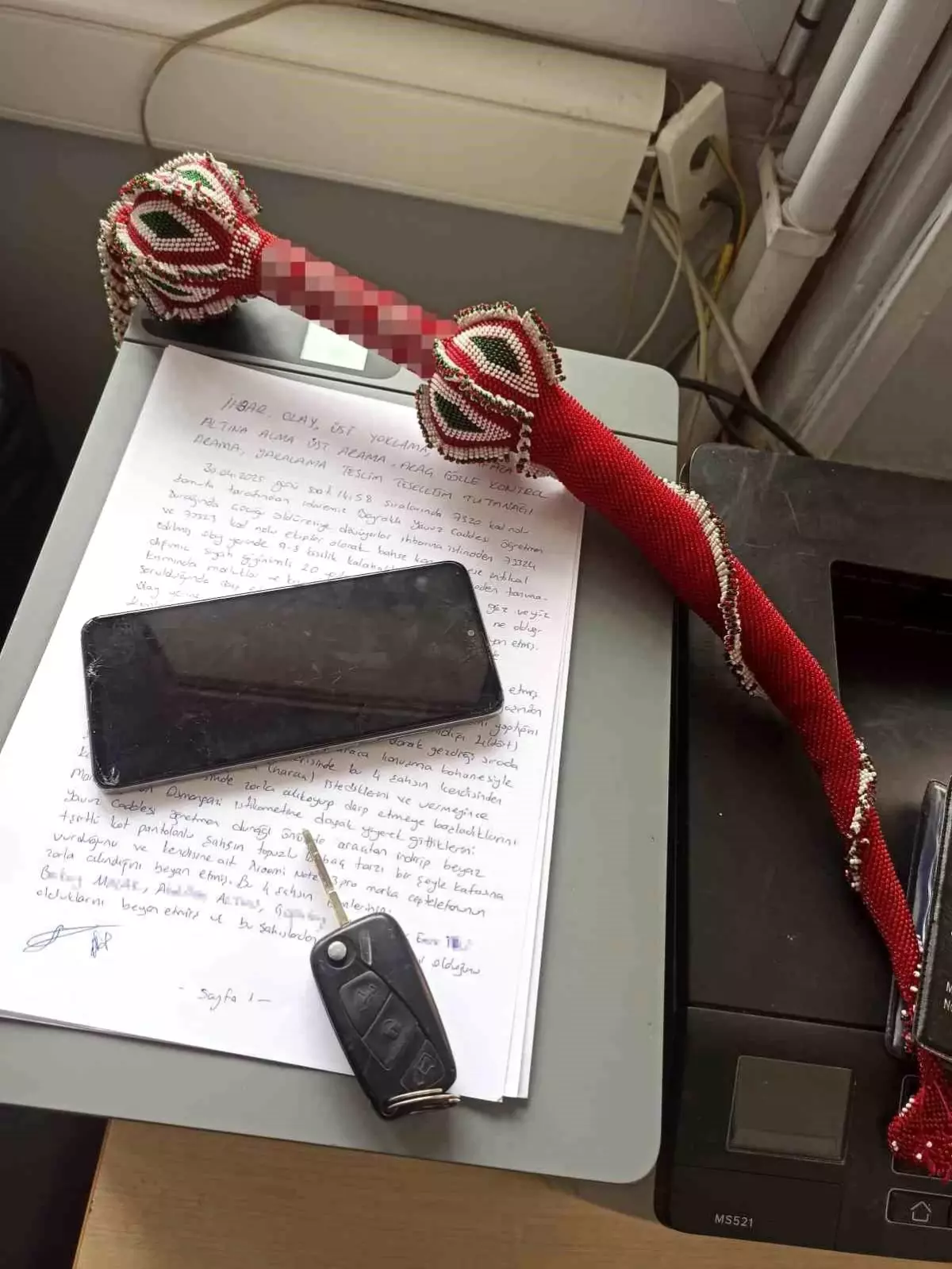 İzmir'de Tartışma Sonrası Kırbaçlı Darp Olayı: İki Şüpheli Yakalandı