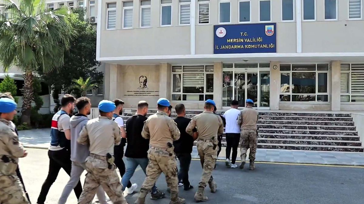 Mersin'de Narkokapan Operasyonu: 112 Uyuşturucu Satıcısı Yakalandı