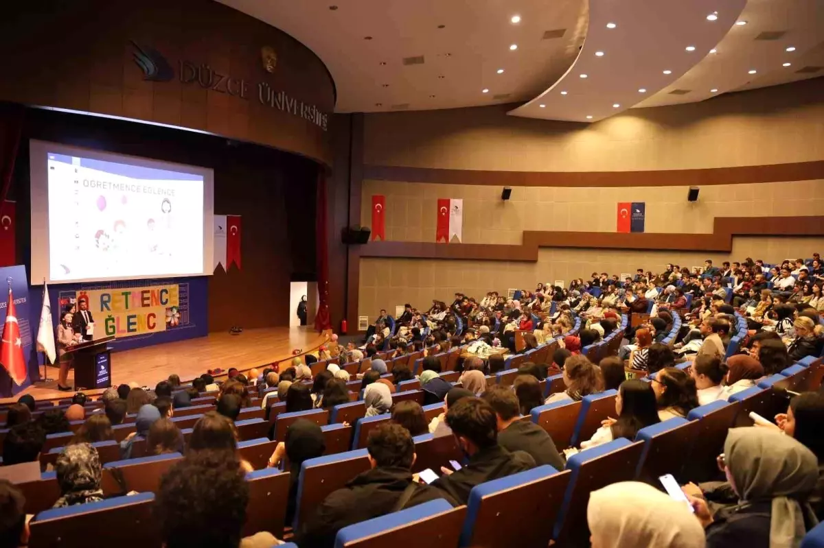 Düzce Üniversitesi'nde 'Öğretmence Eğlence' Etkinliği Düzenlendi