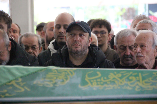 Artist Serkan Keskin's Mother Has Passed Away