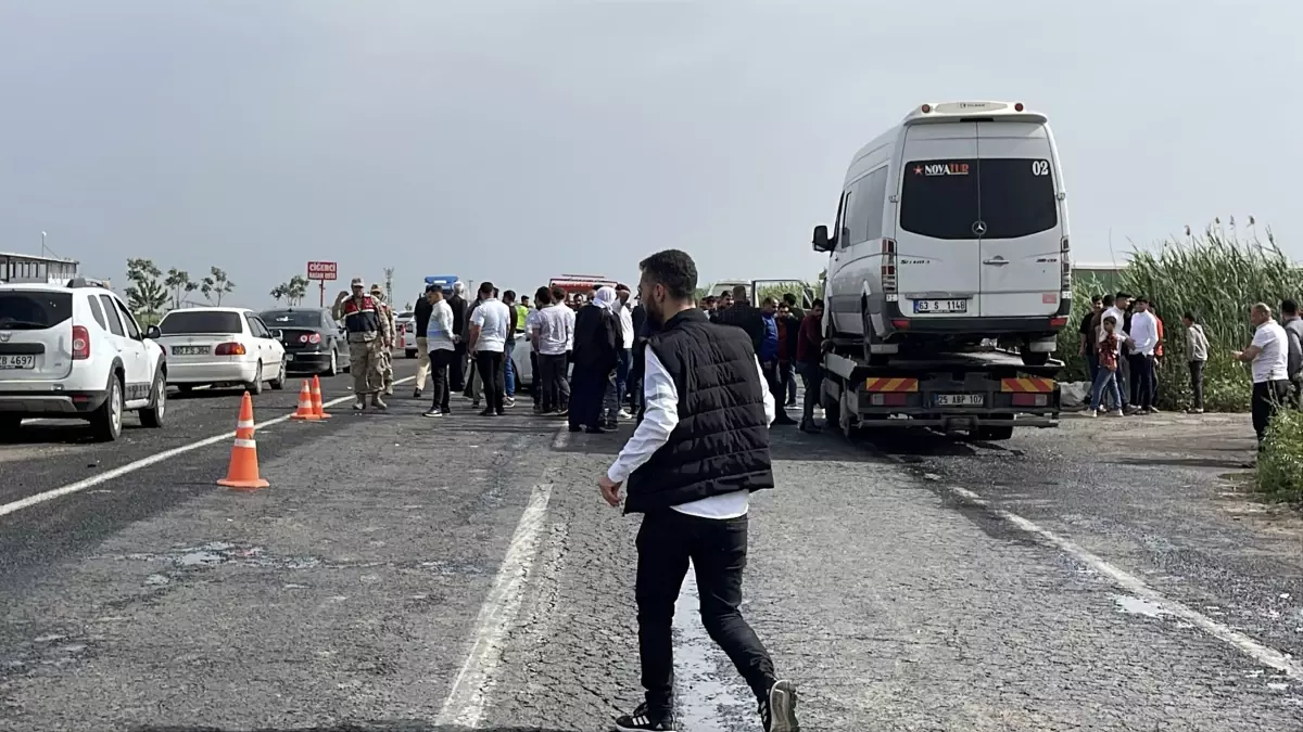 Şanlıurfa'da Feci Kaza: 5 Yaralı