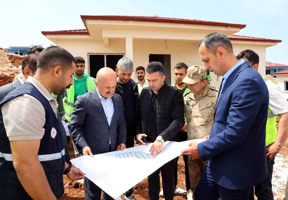 Adıyaman Valisi Osman Varol, Kırsal Konut İnşaatlarını İnceledi