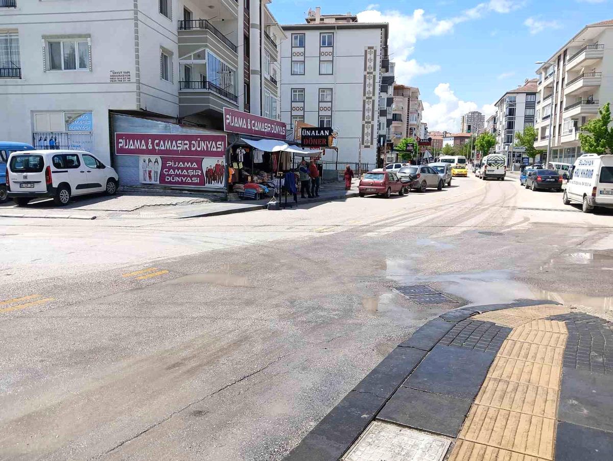 Ankara'da Trafik Kazası: 9 Yaralı
