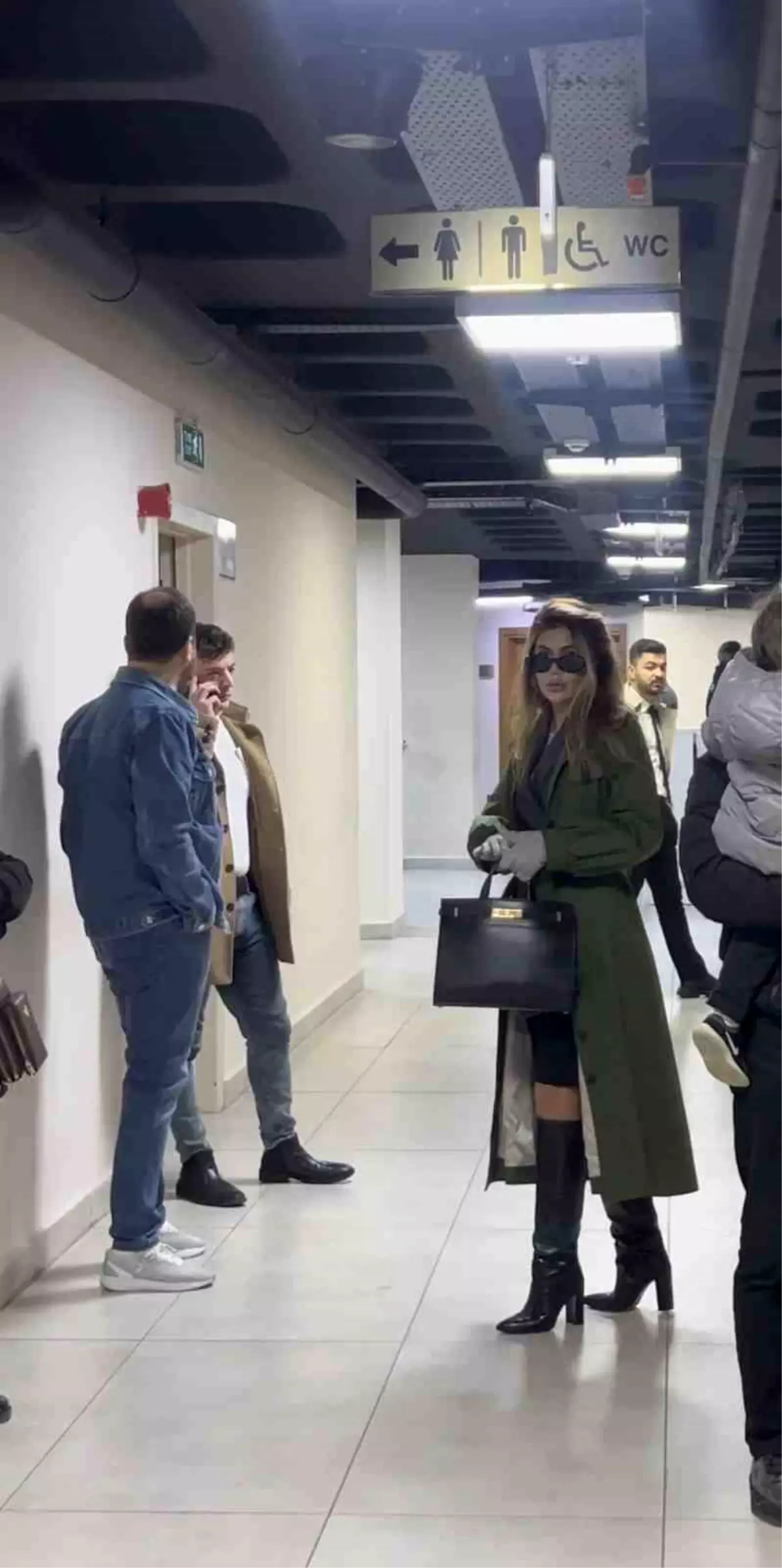 Bahar ve Nihal Candan'ın aralarında bulunduğu 21 sanıklı dolandırıcılık davasının görülmesine devam edildi
