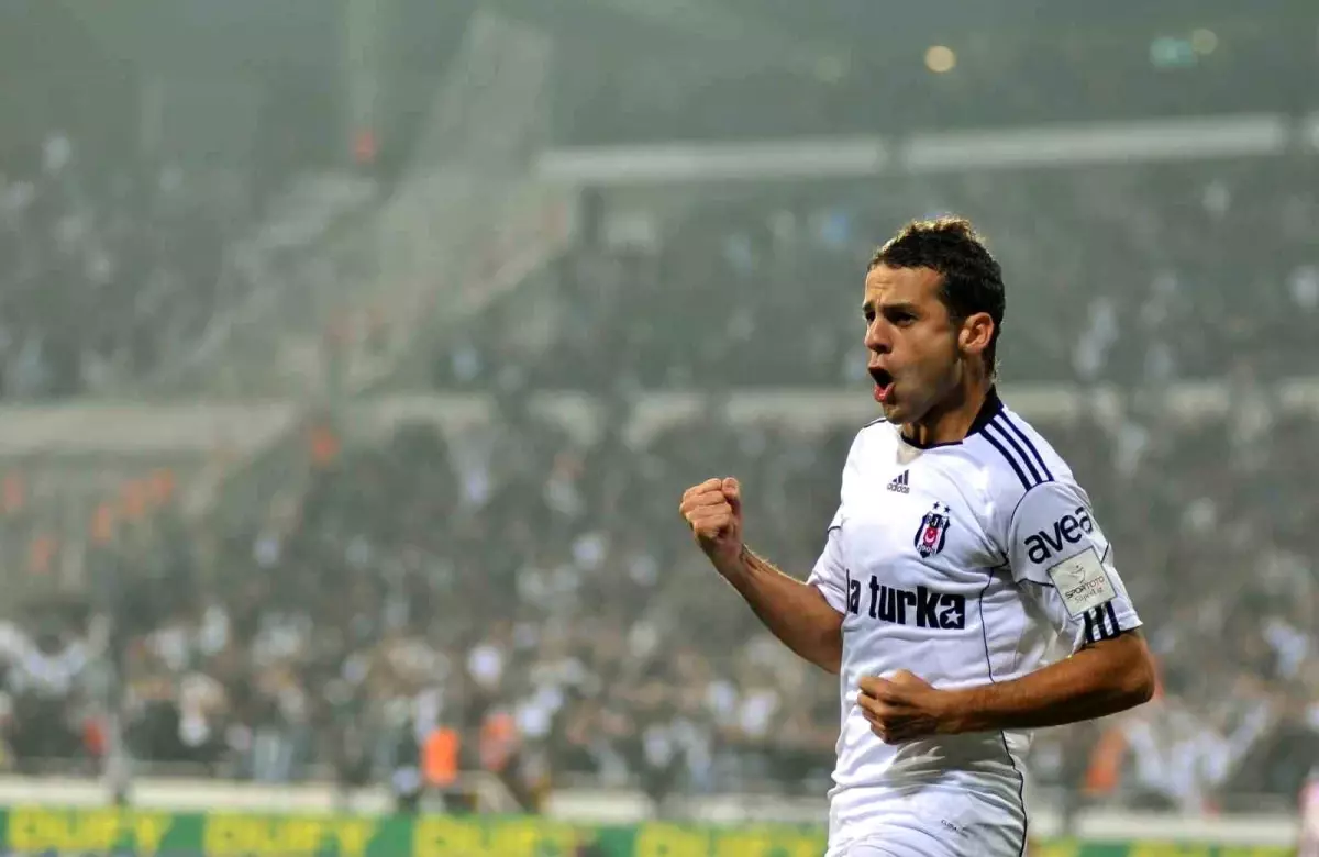 Bobo: Beşiktaş Fenerbahçe'yi Yenebilir