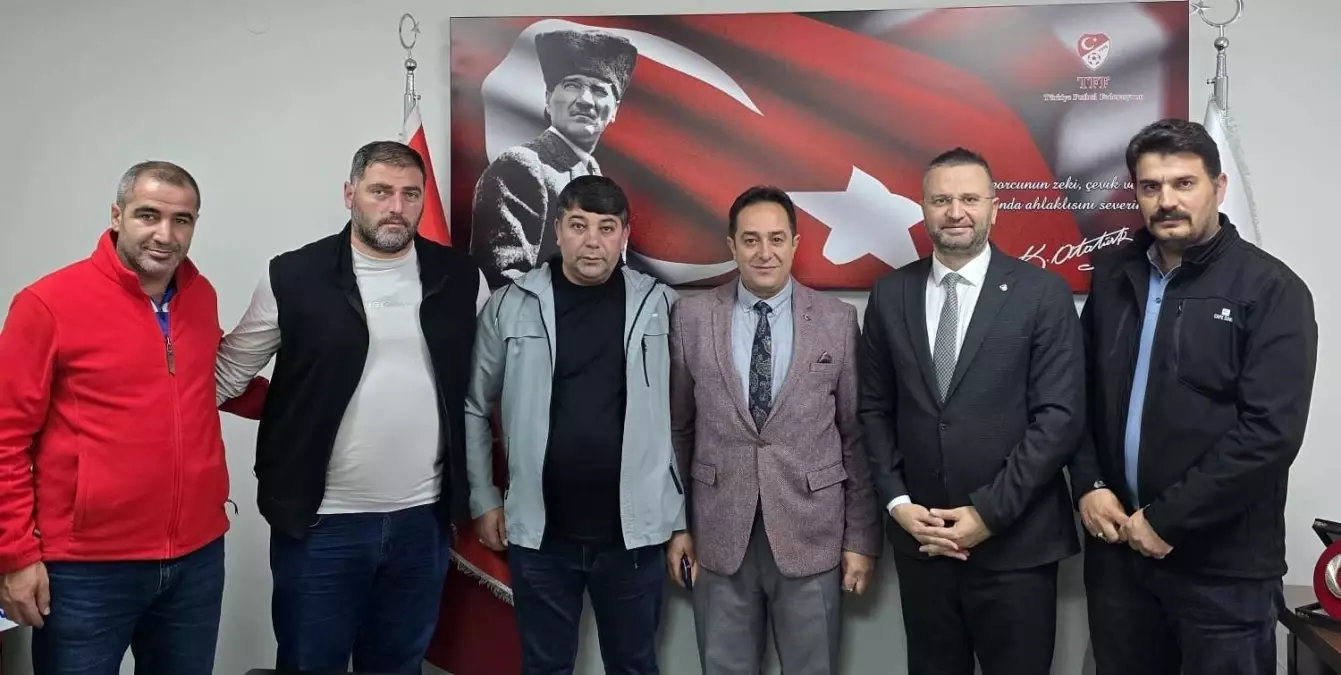 Kazım Karabekir Stat Müdürü Ala'dan TFF Bölge Temsilcisine Ziyaret