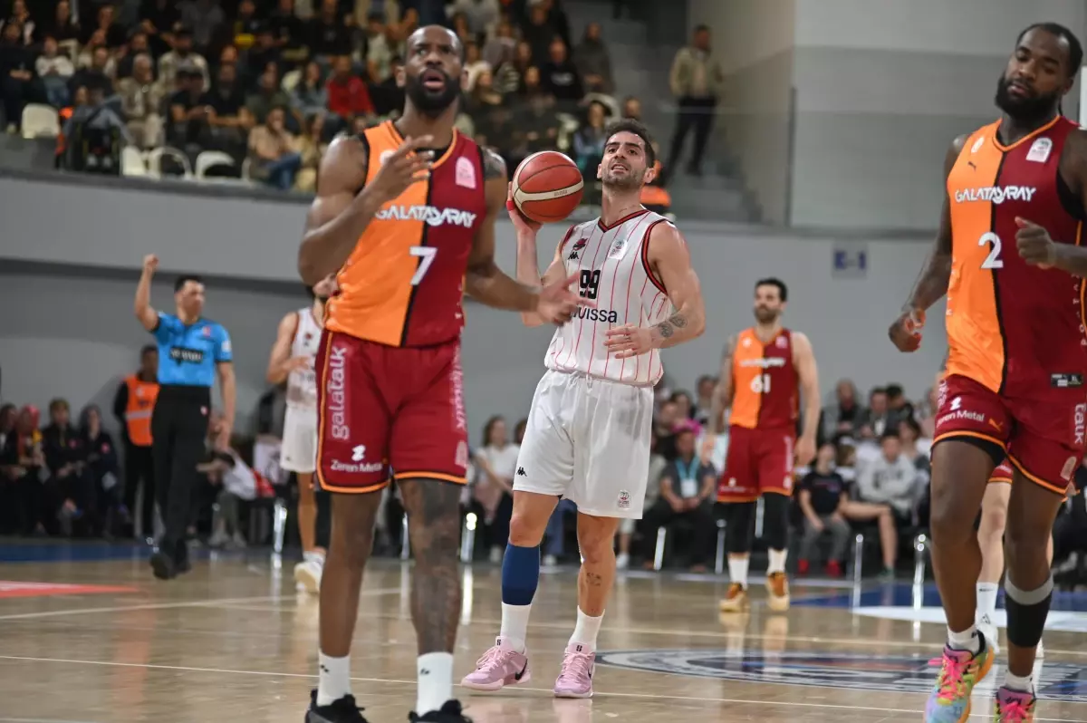 Manisa Basket, Galatasaray'ı Farklı Yenerek Lig'de Kalma Umudunu Artırdı