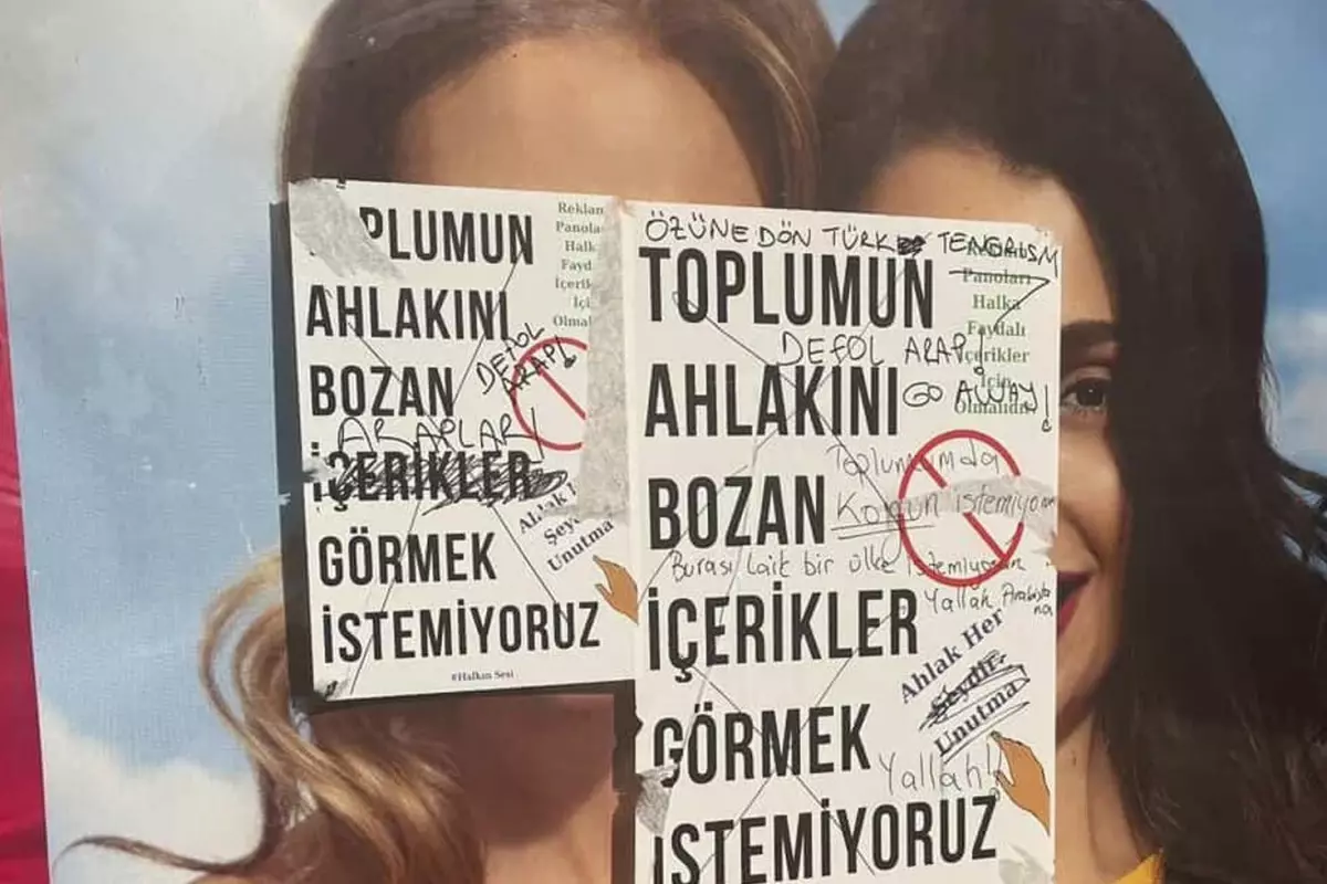 gulumseyen kadinlarin yer aldigi reklam 18578261 5035 amp