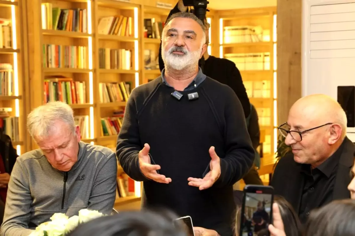 Cengiz Bozkurt, Karasu'da Hayranlarıyla Buluştu