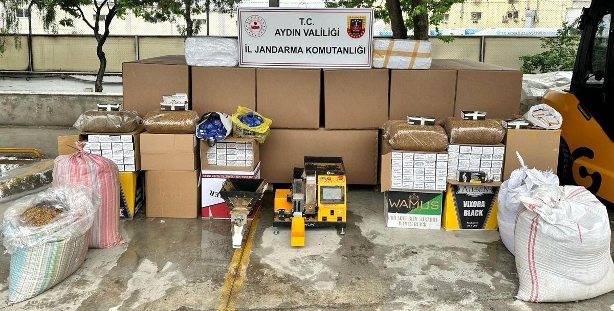 Aydın'da Jandarma Baskınında 685 Bin Makaron Ele Geçirildi