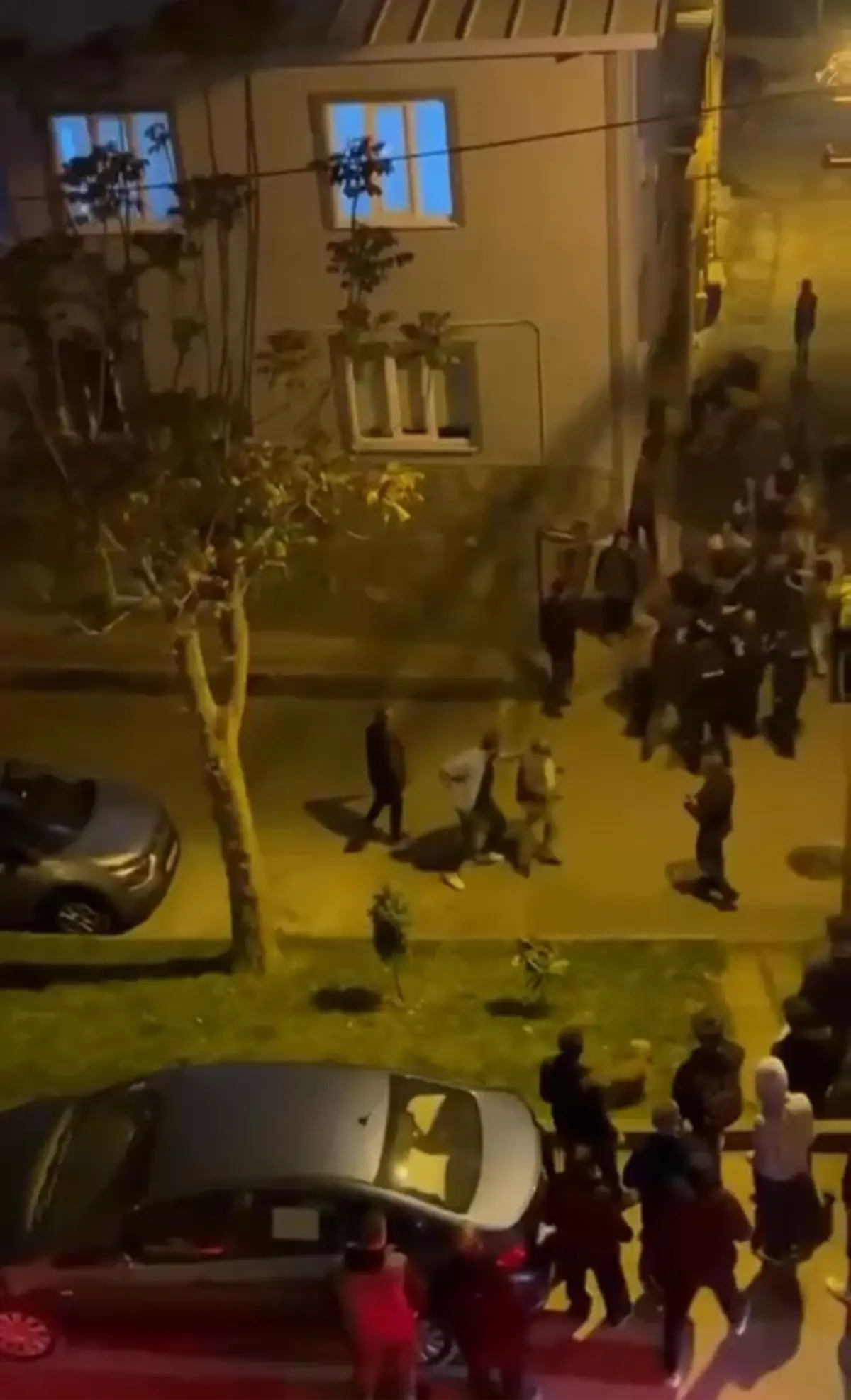 Bursa'da Kimlik Soran Polislere Saldırı