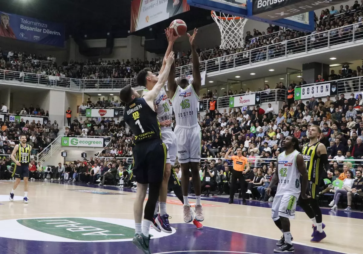 Merkezefendi Belediyesi Basket, Fenerbahçe Beko'nun Galibiyet Serisine Son Verdi