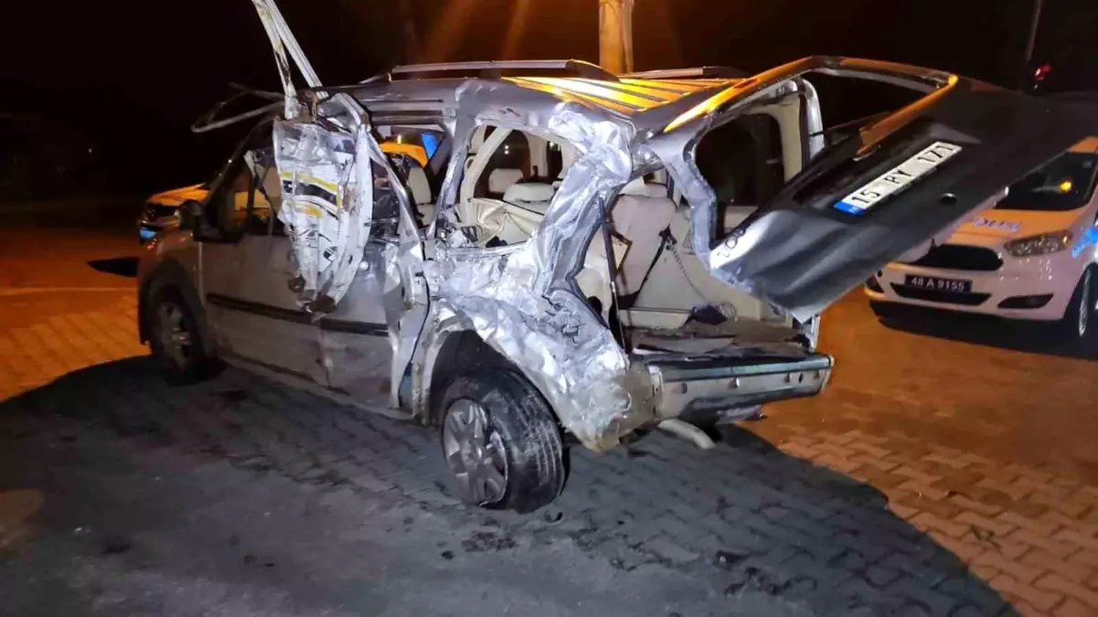 Muğla'da Trafik Kazası: 2 Yaralı