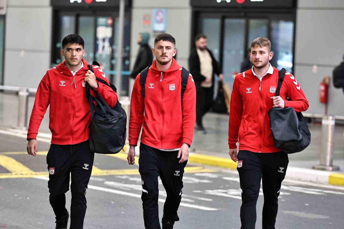 Sivasspor İstanbul'a Ulaştı, Galatasaray ile Maç İçin Hazırlanıyor